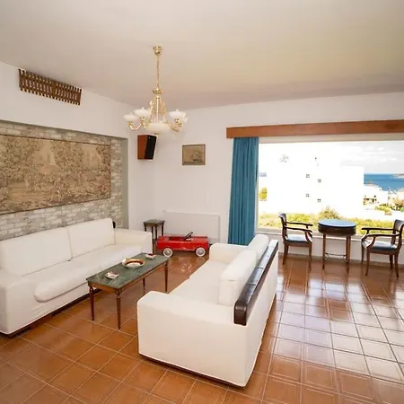 Glafkos House Holiday home Kalathas